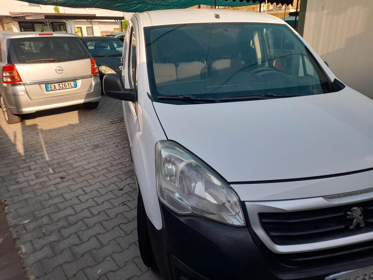 Peugeot