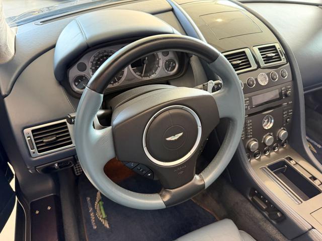 ASTON MARTIN Vantage VANTAGE ROADSTER V8