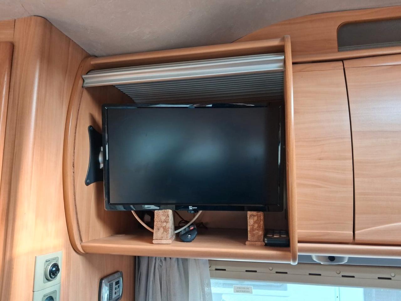 Mercedes-benz Adria mobil