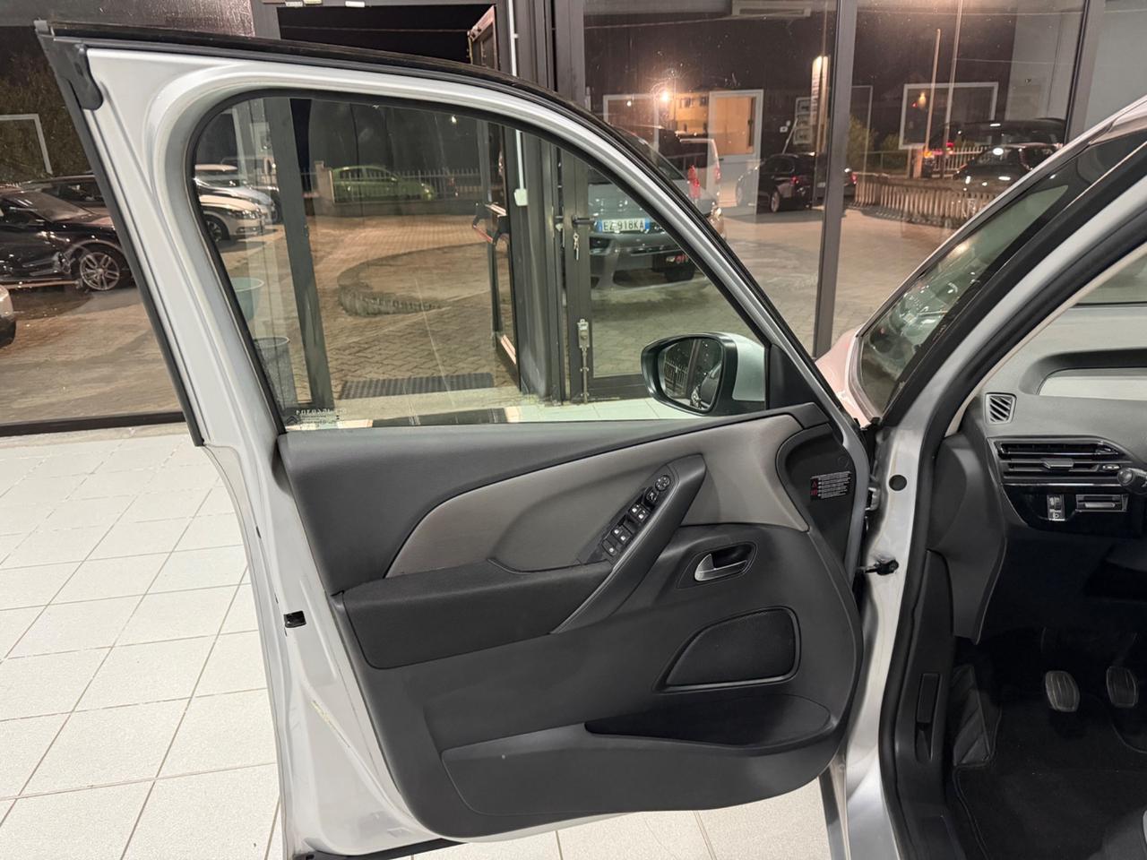 Citroen Grand C4 Picasso 1.6 HDi 115 Seduction