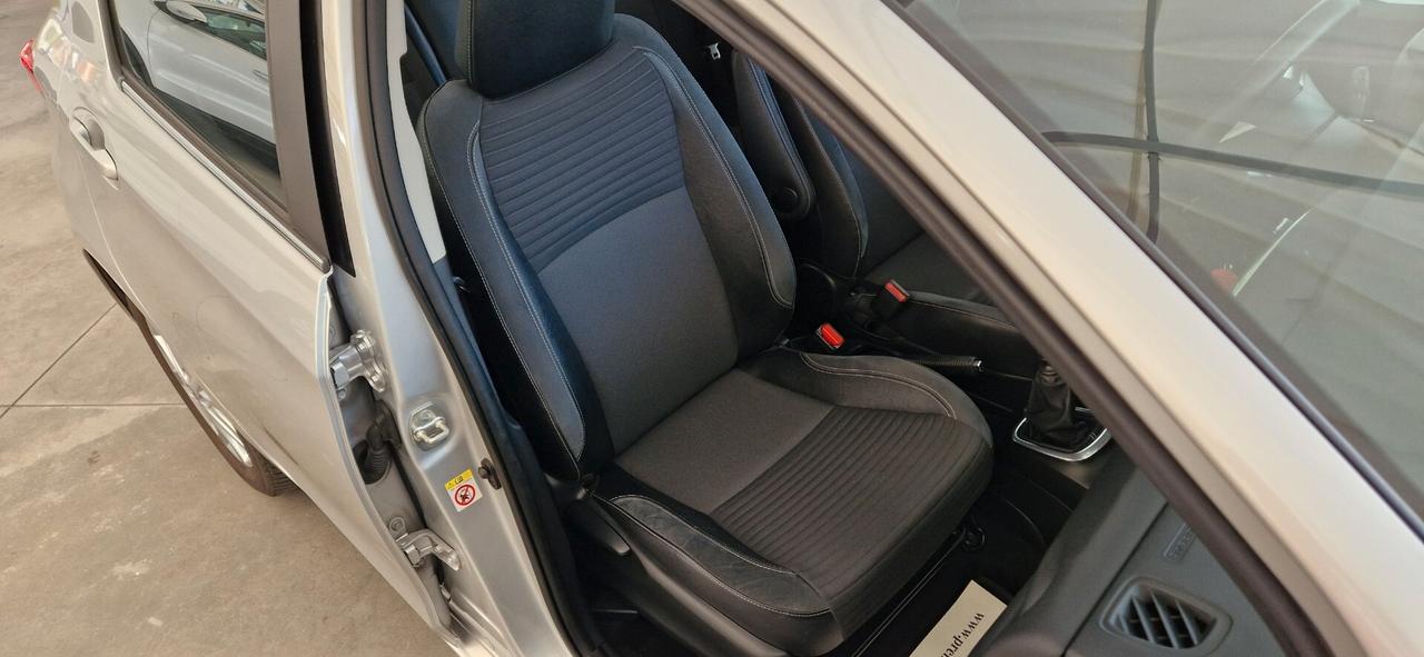 Toyota Yaris 1.4 D-4D 5 porte Lounge