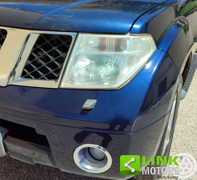NISSAN Pathfinder 2.5 dCi LE Platinum