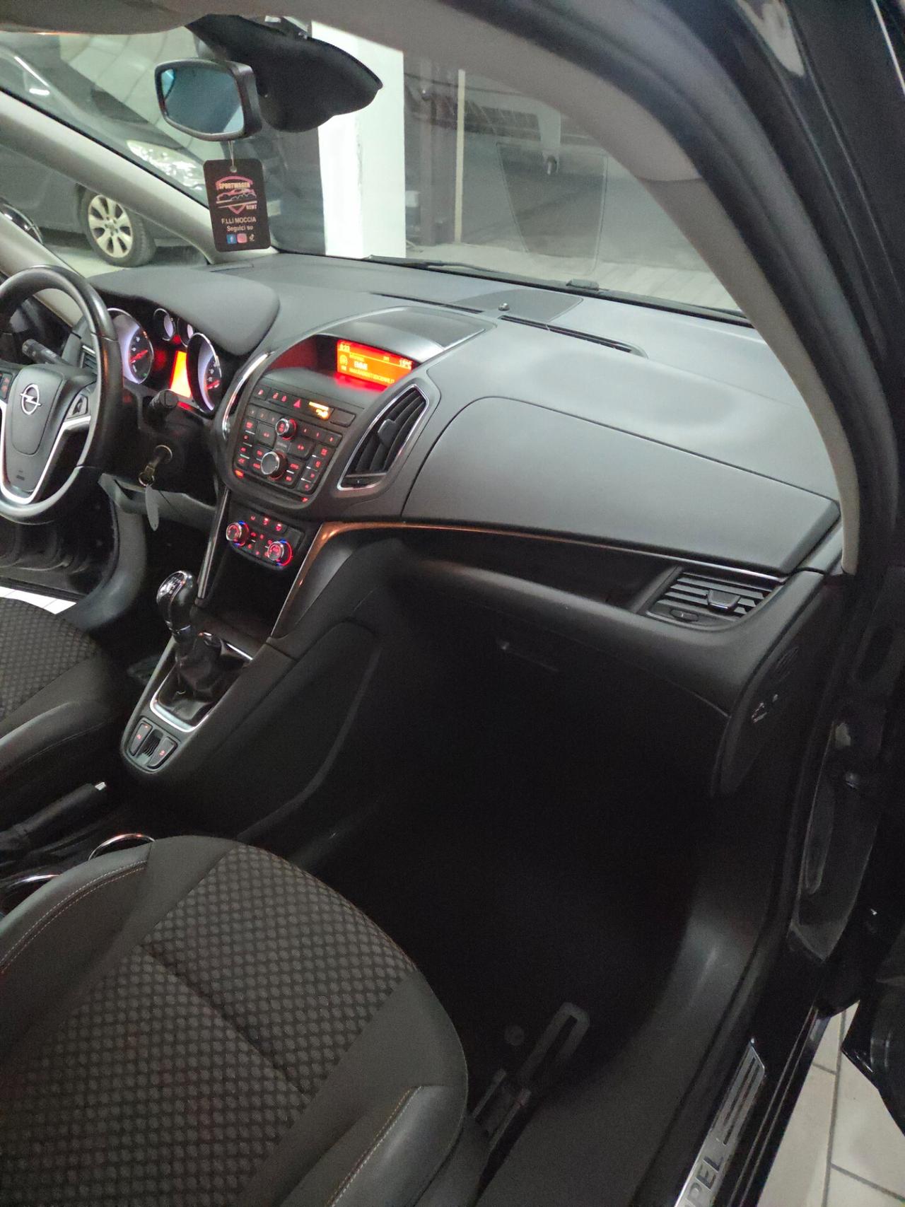 Opel Zafira 1.6 Turbo EcoM 150CV Business