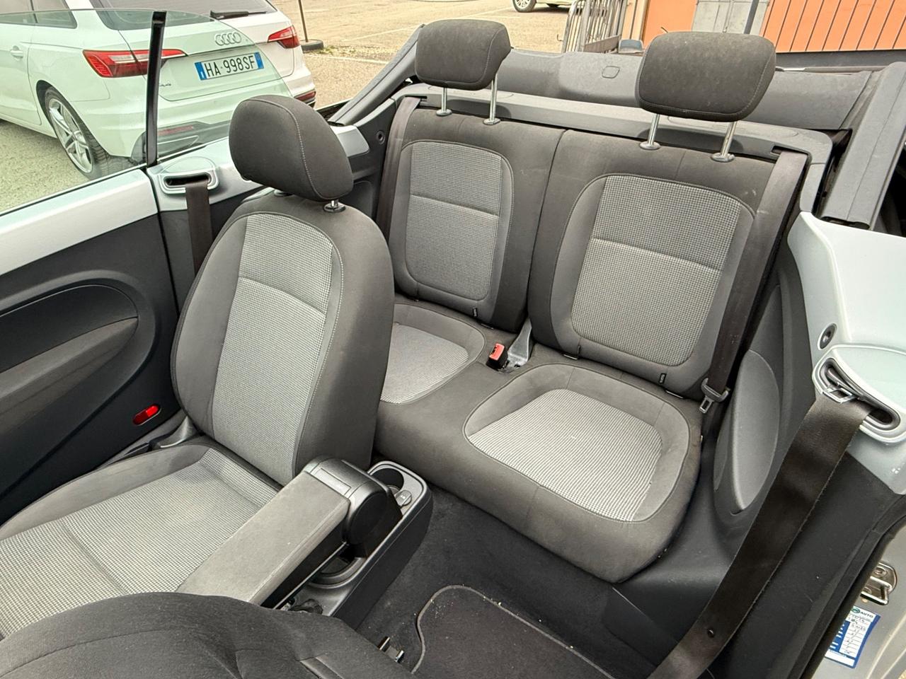 Volkswagen Maggiolino 1.6 TDI Design