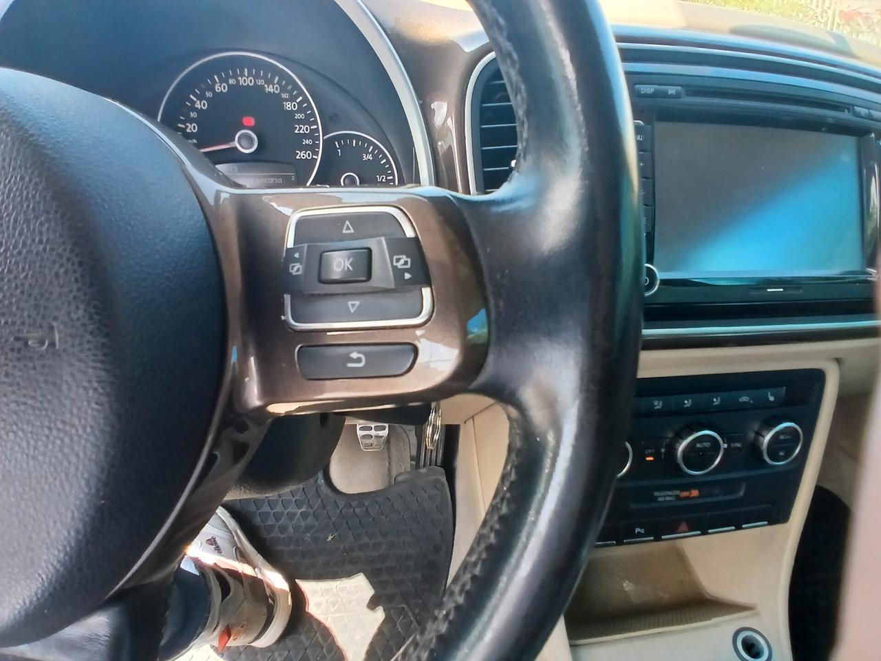 Volkswagen Maggiolino 1.6 TDI Design
