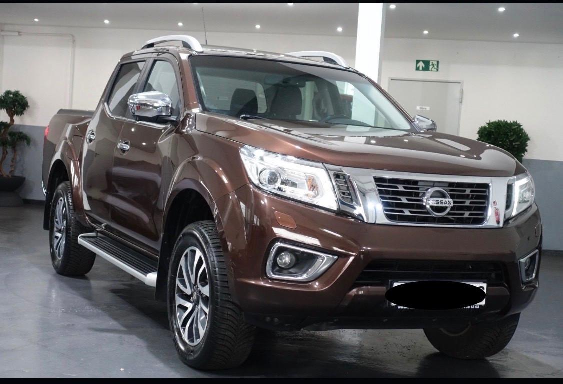 Nissan Navara 2.3 dCi 190 CV 7AT 4WD Double Cab N-Connecta