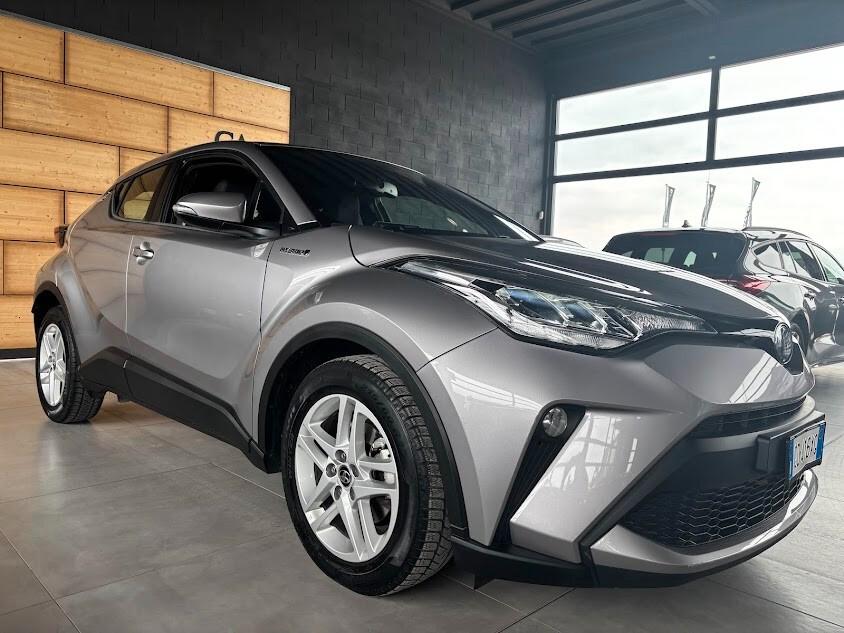 Toyota C-HR 1.8 Hybrid E-CVT Business