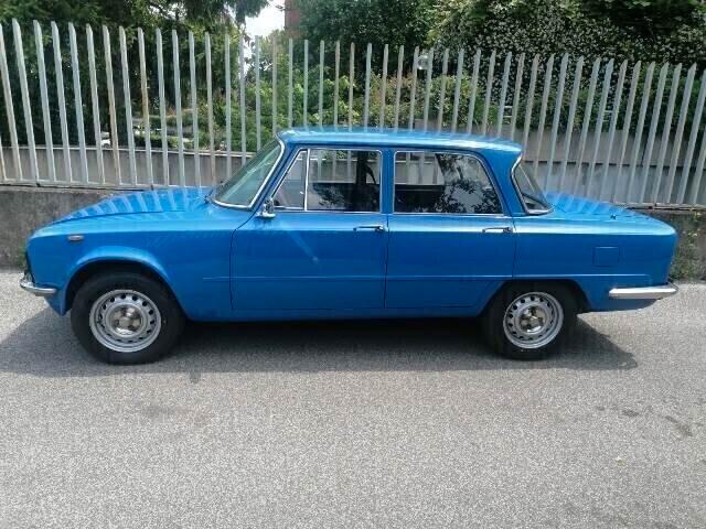 Alfa Romeo Giulia 1300 super