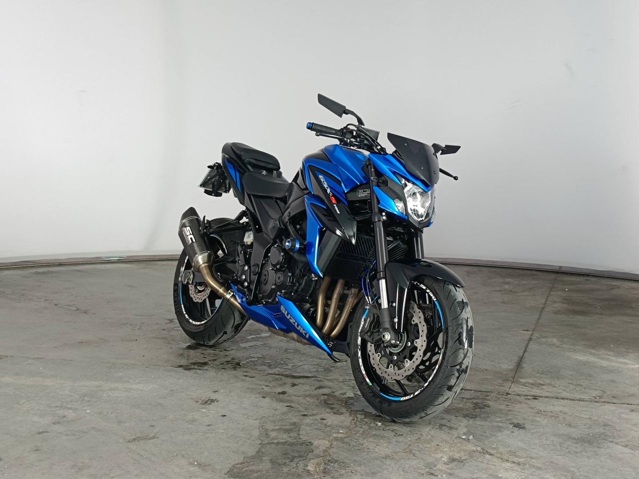 SUZUKI GSX-S - GSX-S 750 Abs