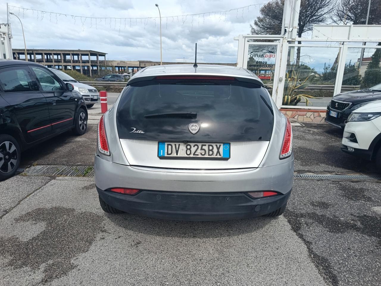 Lancia Delta 1.4 T-JET GPL