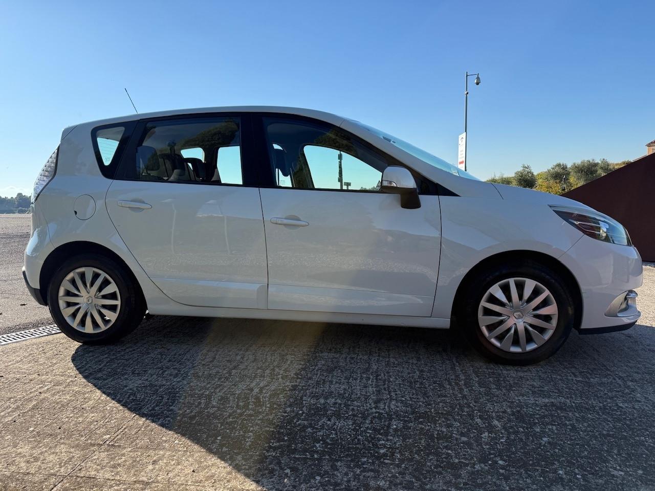 Renault Scénic XMod 1.6 GPL
