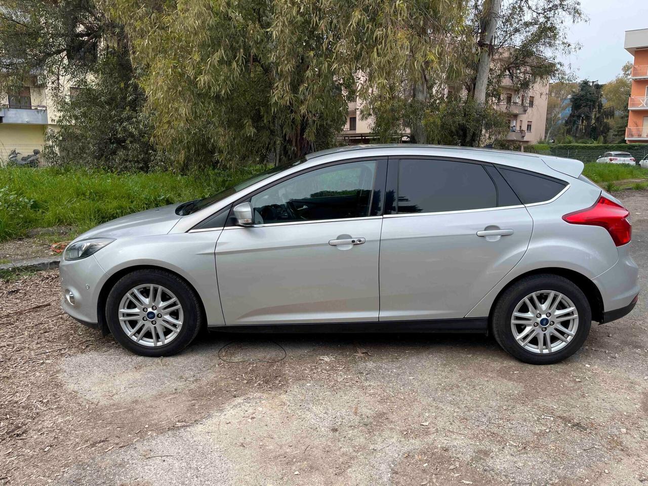 Ford Focus 2.0 TDCi 115 CV Powershift Titanium Automatica Neopatentati