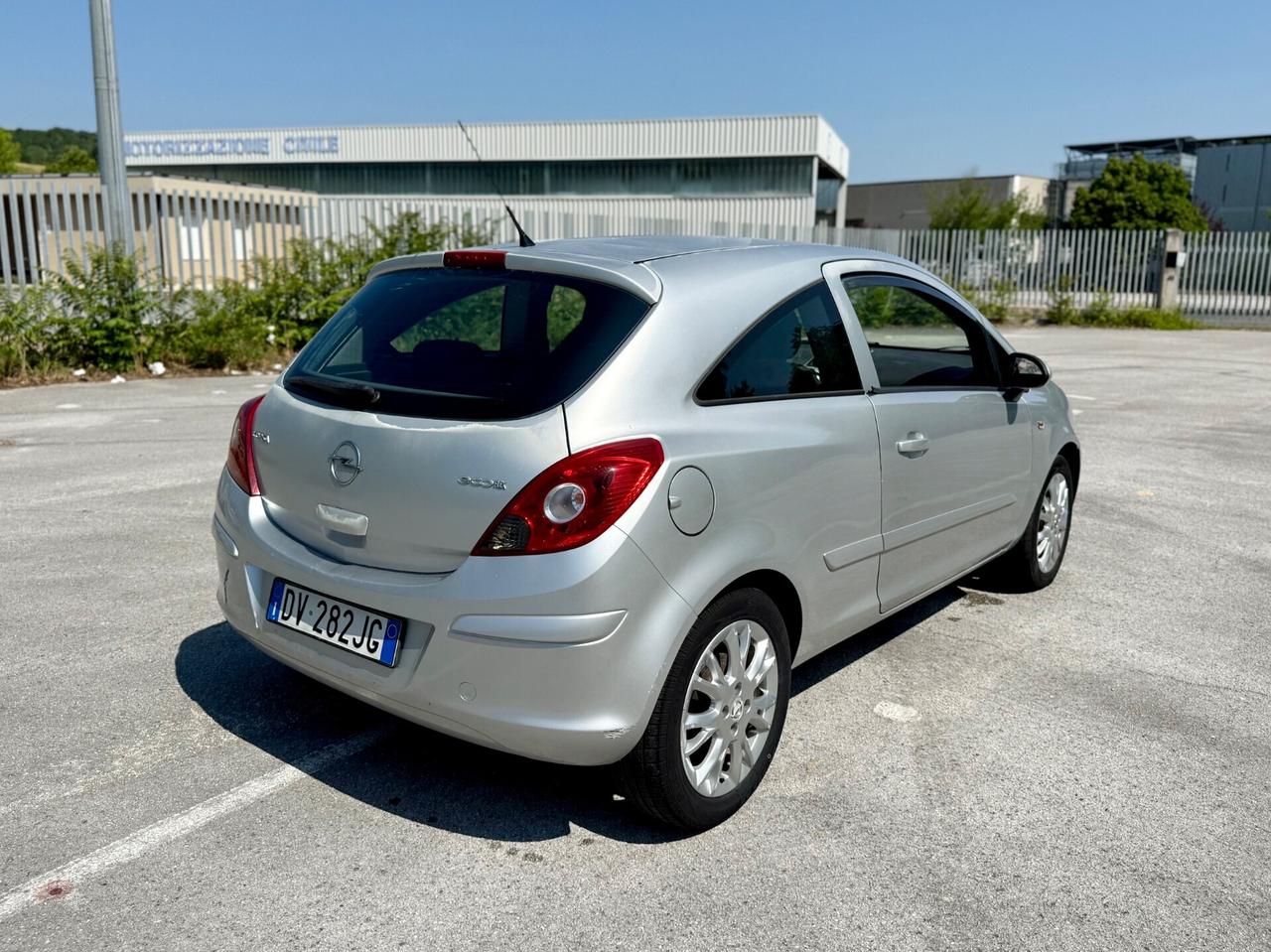 Opel Corsa Diesel 1.3 CDTi 75cv NEOPATENTATI OK