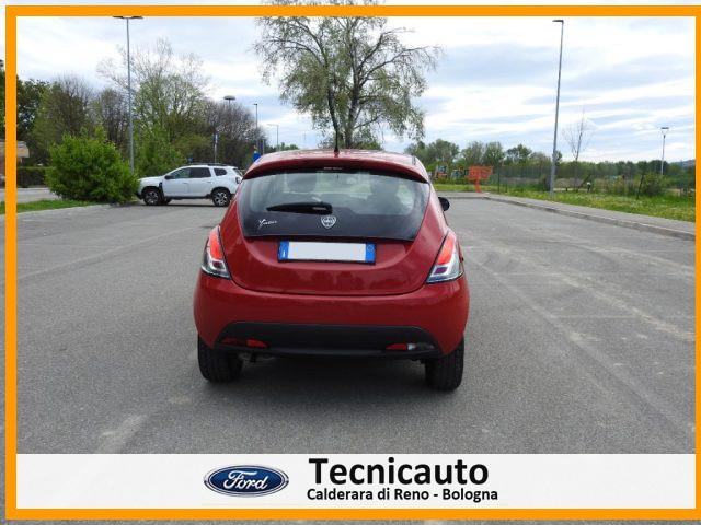 LANCIA Ypsilon 1.2 69 CV 5 porte S&S Gold *NEOPATENTATO*