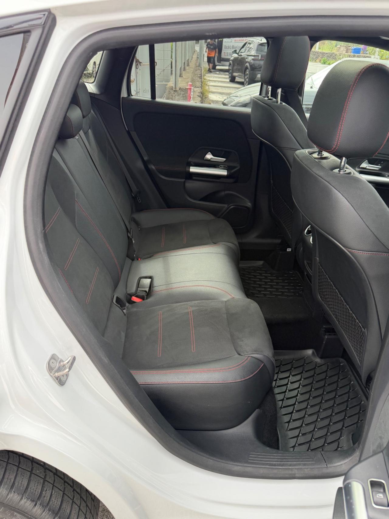 Mercedes-benz GLA 250 e hybrid EQ AMG Line Premium Plus
