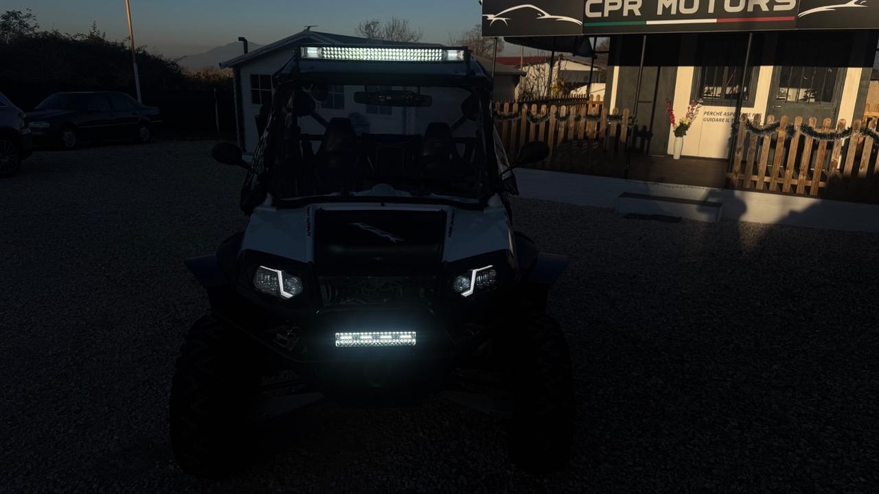 Polaris RZR 800 rally