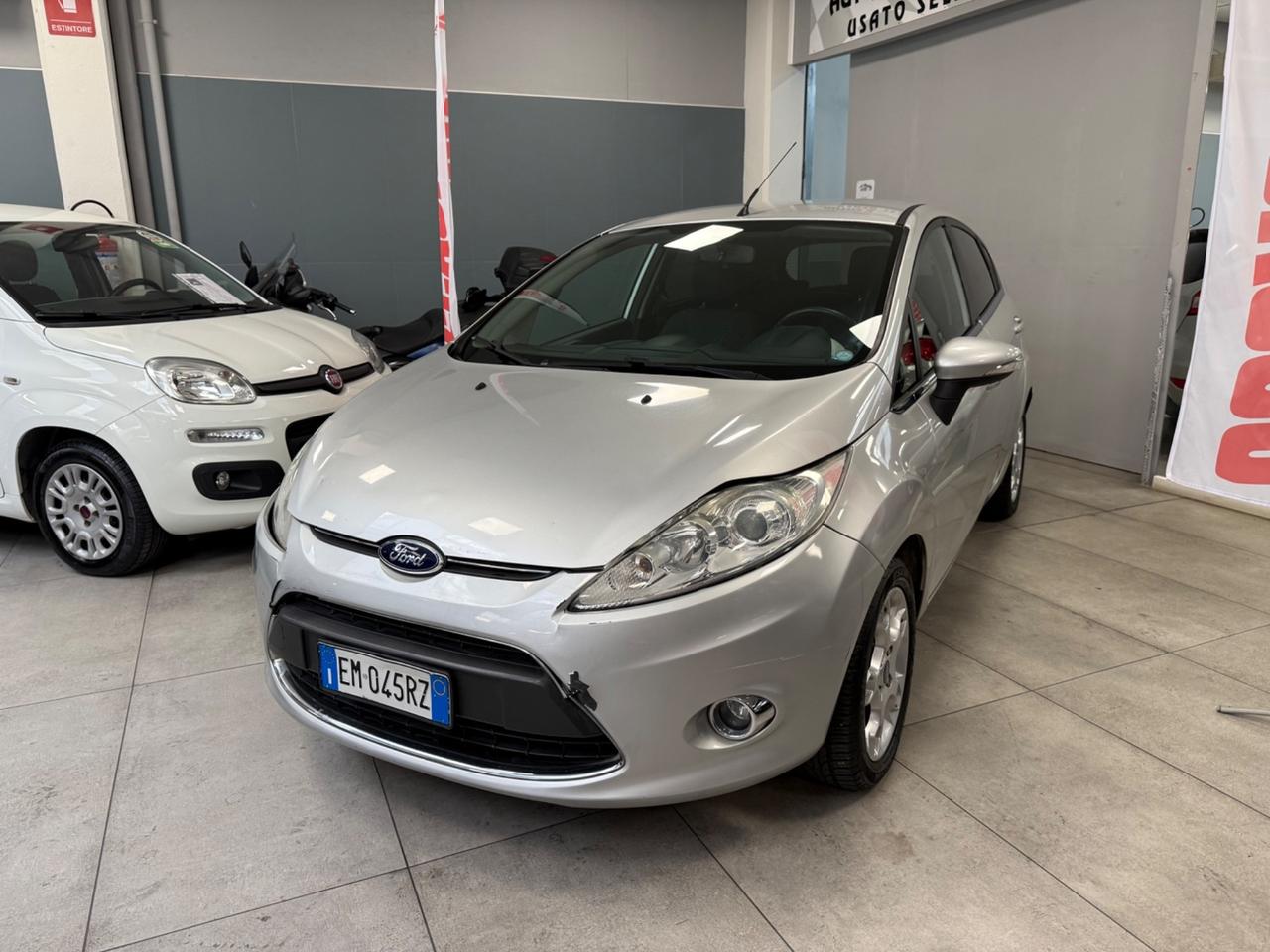 Ford Fiesta 1.2 16V 60CV 5p. Titanium Ok Neopatentati