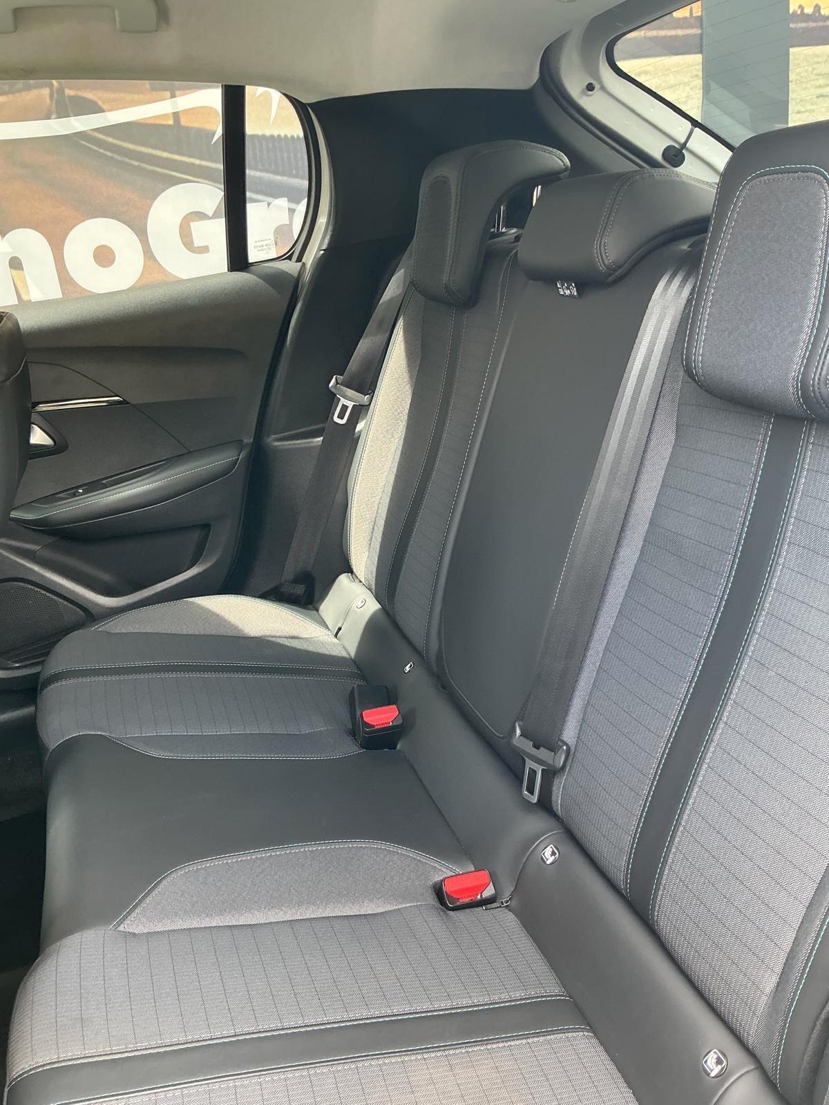 Peugeot 208 Allure Pack