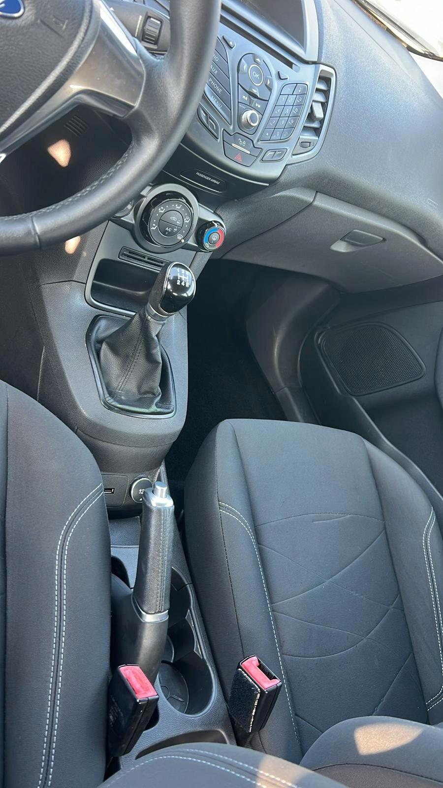 Ford Fiesta 1.5 TDCi 75CV 5 porte ST-Line NEOPATENTATI