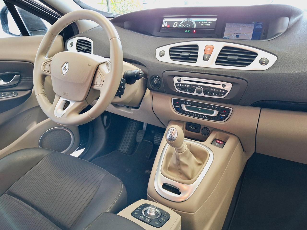 Renault Scenic Scénic X-Mod 1.5 dCi 110CV Luxe