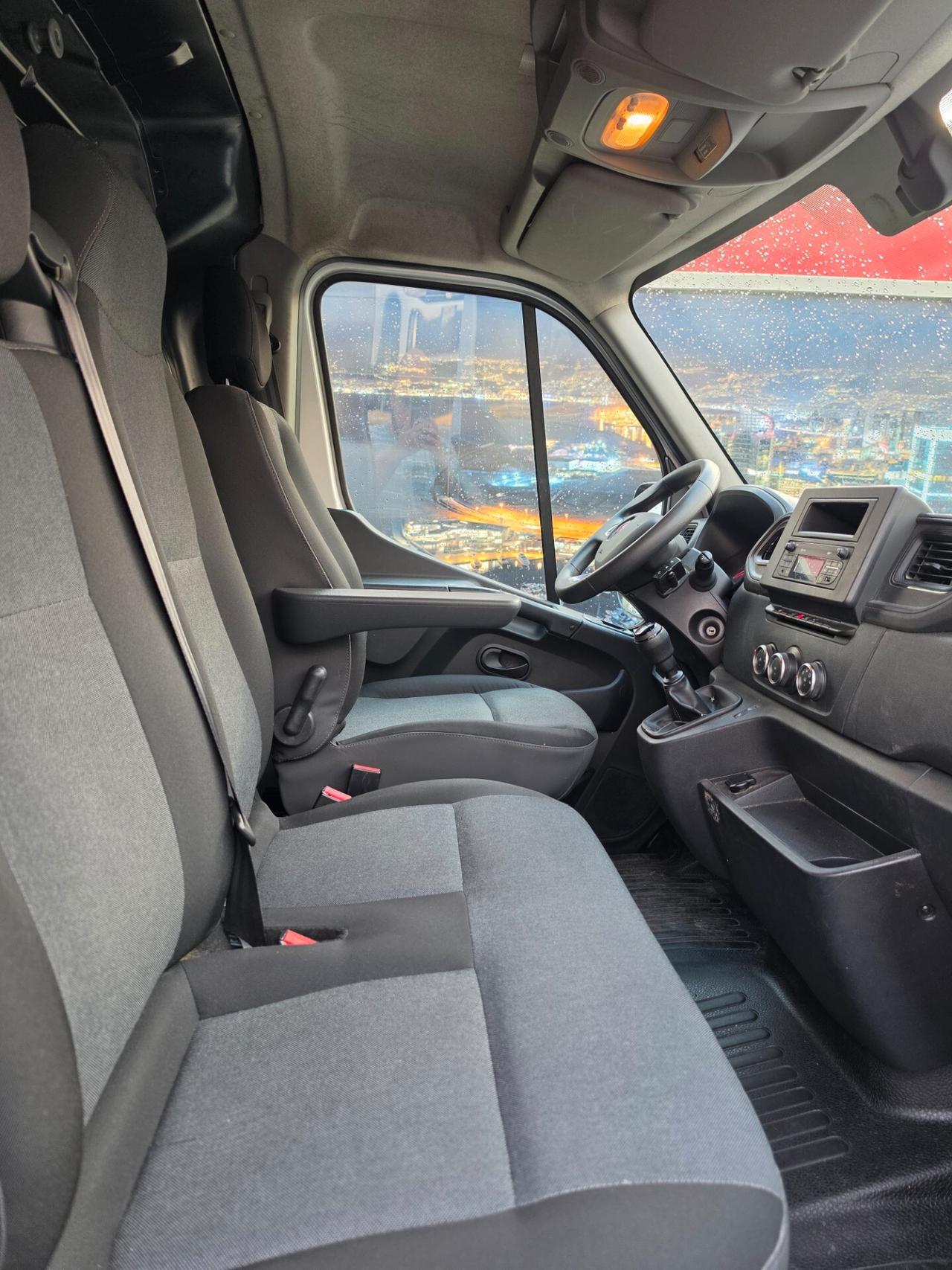 Renault Master T 28 2.3 dCi 135 PM Cabinato Energy Ice
