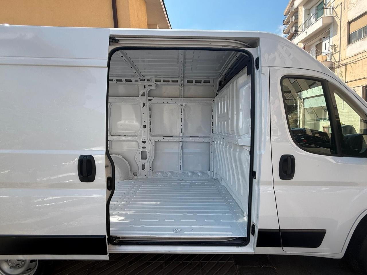 FIAT DUCATO 33 2.2 MJT 120CV