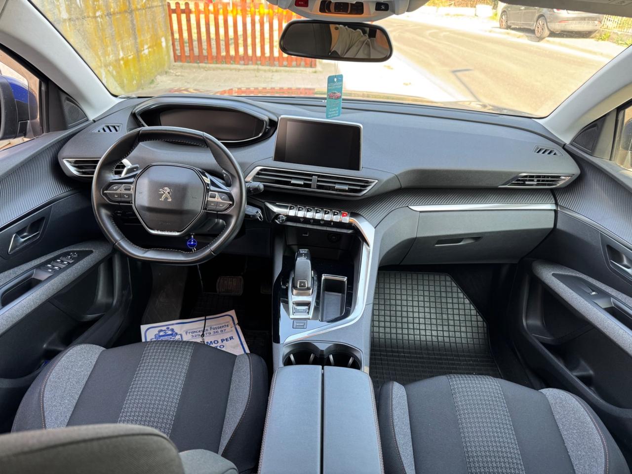Peugeot 3008 BlueHDi 130 S&S EAT8 Business