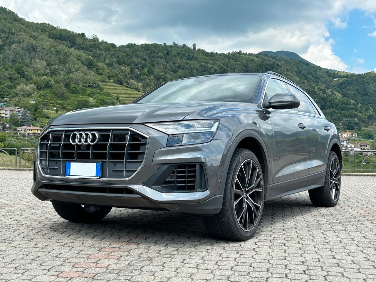 Audi Q8 50 TDI 286 CV quattro,SLINE,PANORAMA,RETROSTERZANTE