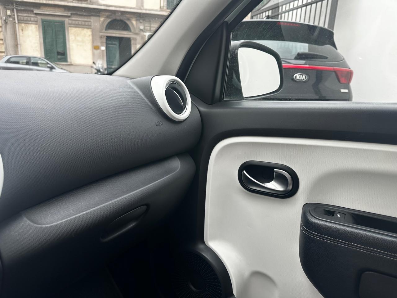 Renault Twingo SCe 65 CV Intens