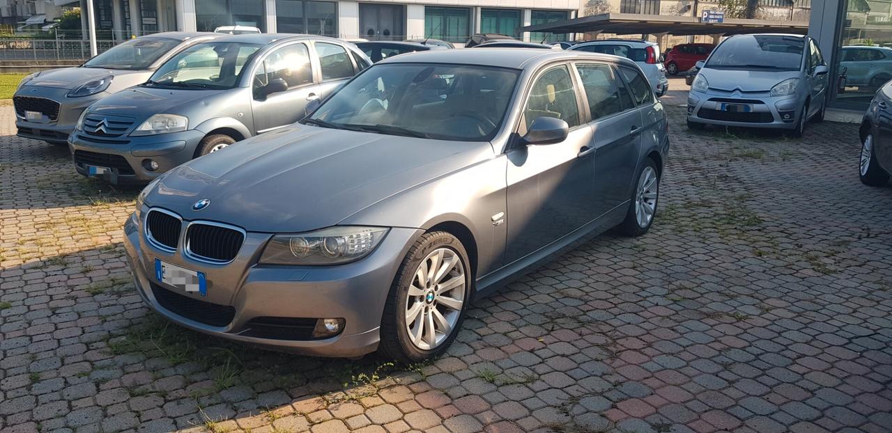 Bmw 320 320d cat xDrive Touring Futura 4x4