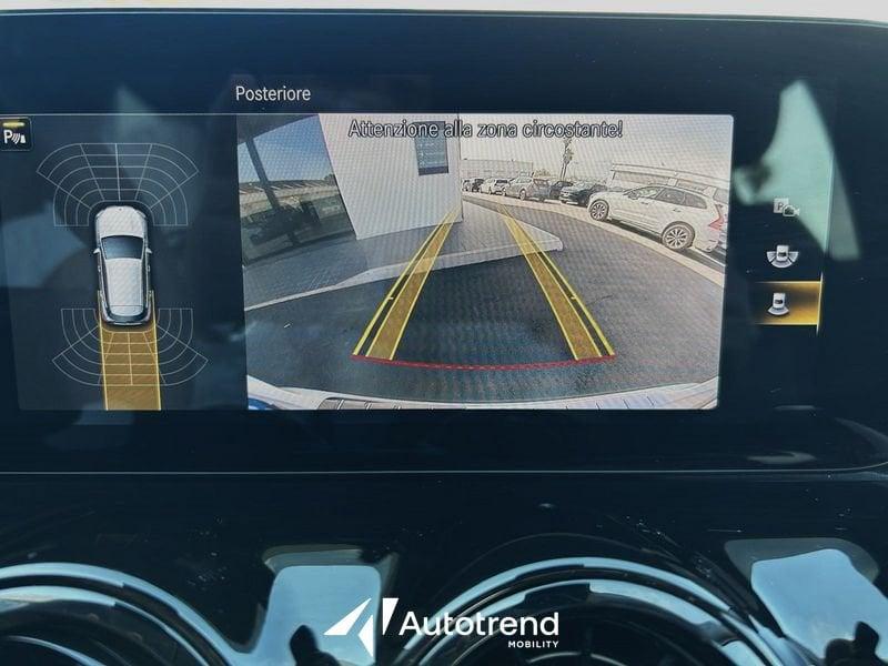 Mercedes-Benz GLA 180 d 116 CV Automatica NAVI LED Business Extra