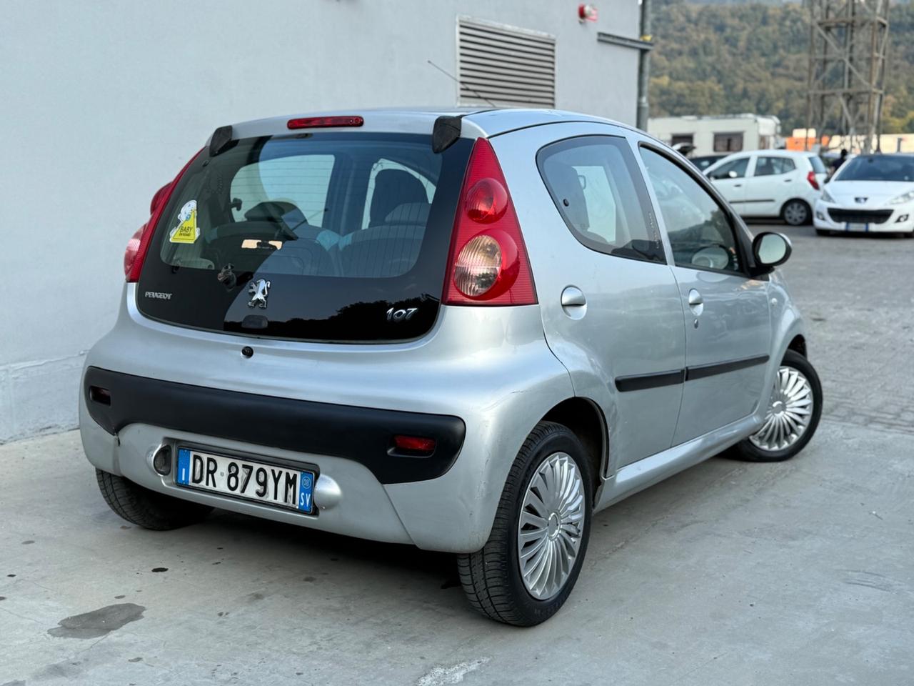 Peugeot 107 1.0benz PRONTA IN CONSEGNA
