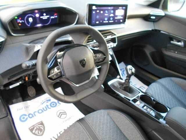 Peugeot 208 100 5p Allure NAV e 9perfet