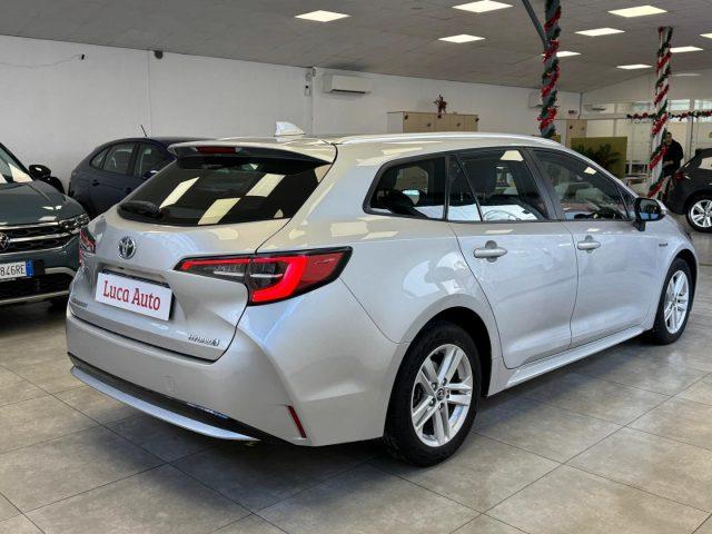 TOYOTA Corolla Touring 1.8 Hybrid *UNICO PROP.*