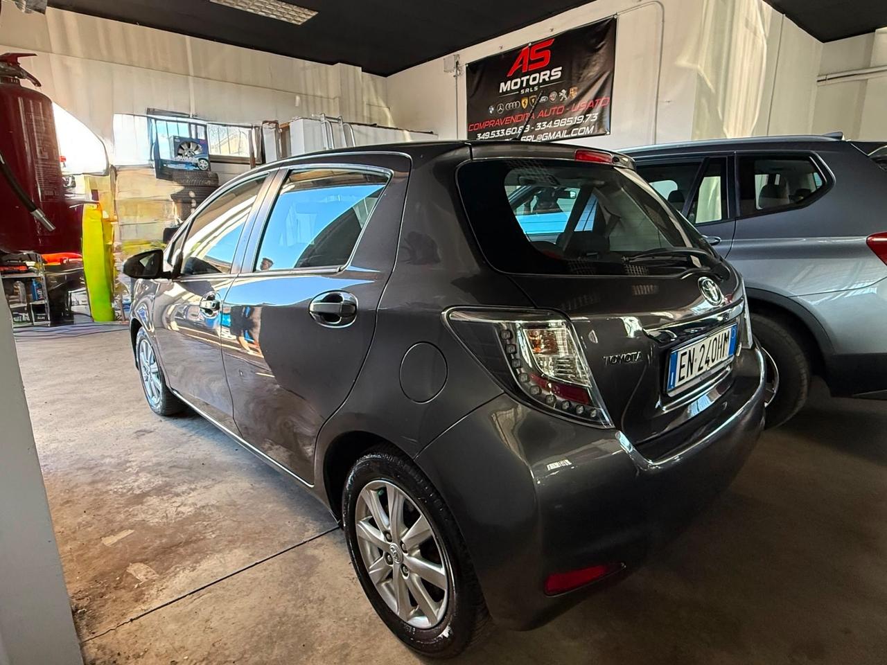 Toyota Yaris 1.5 Hybrid 5 porte Lounge