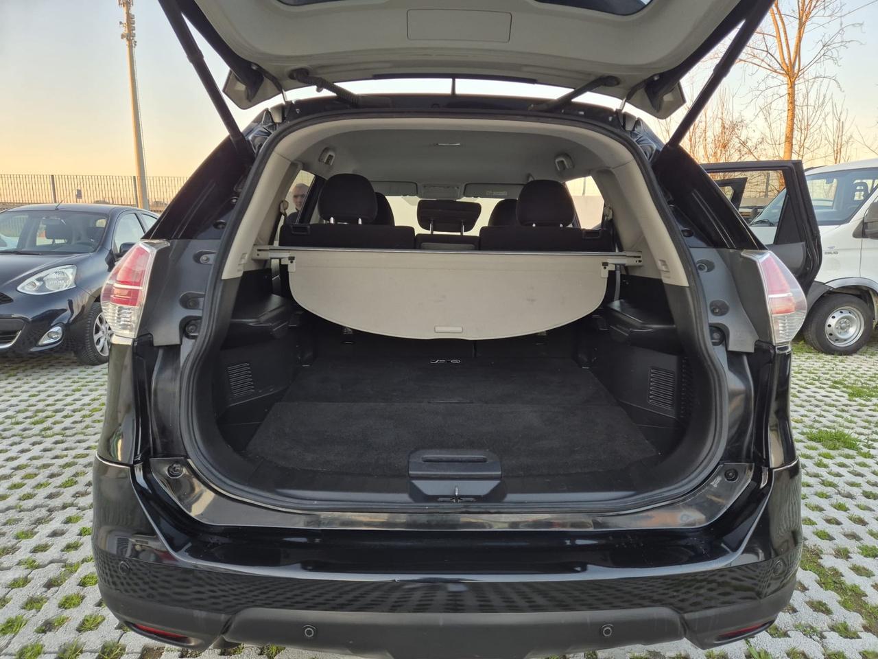 Nissan X-Trail 1.6 dCi 2WD Tekna