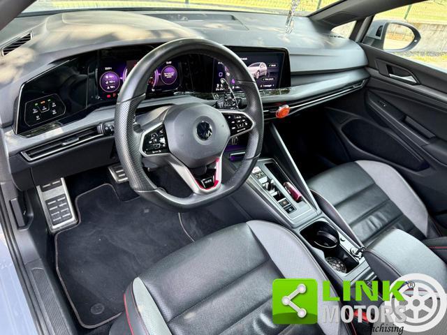 VOLKSWAGEN Golf GTI 8 performance