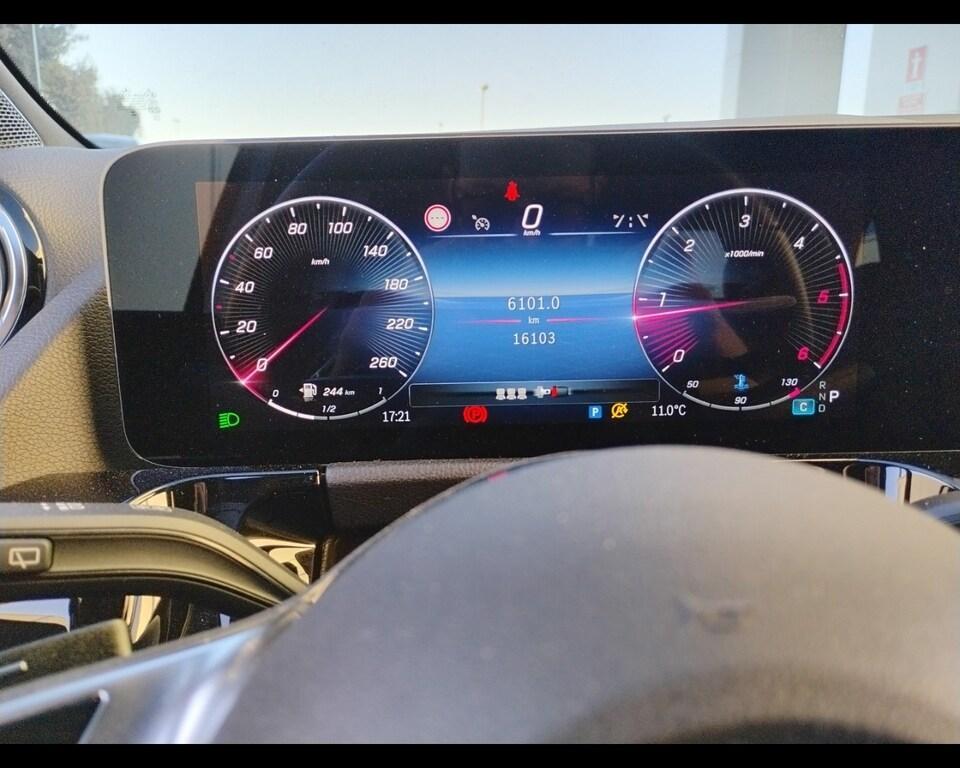 Mercedes Classe B 180 180 D Premium Plus AMG Line 8G-DCT