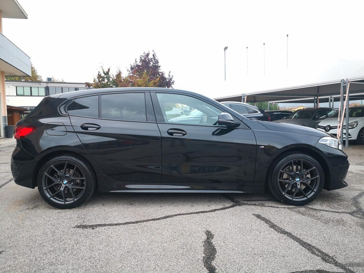 BMW 118 d Aut. 5p. Msport ***CAR PLAY***TELECAMERA***