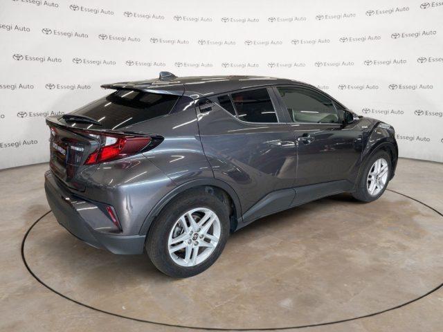TOYOTA C-HR 1.8 Hybrid E-CVT Active