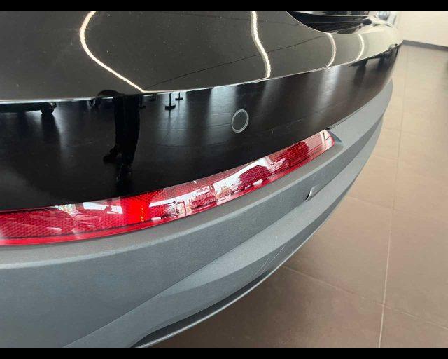 AUDI Q3 35 TDI quattro S tronic Business
