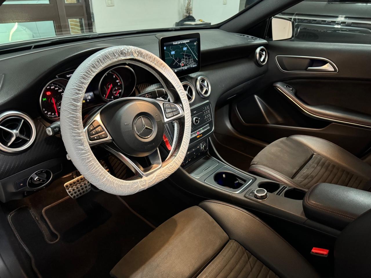 Mercedes-benz A 180d PREMIUM AMG TETTO AUTO