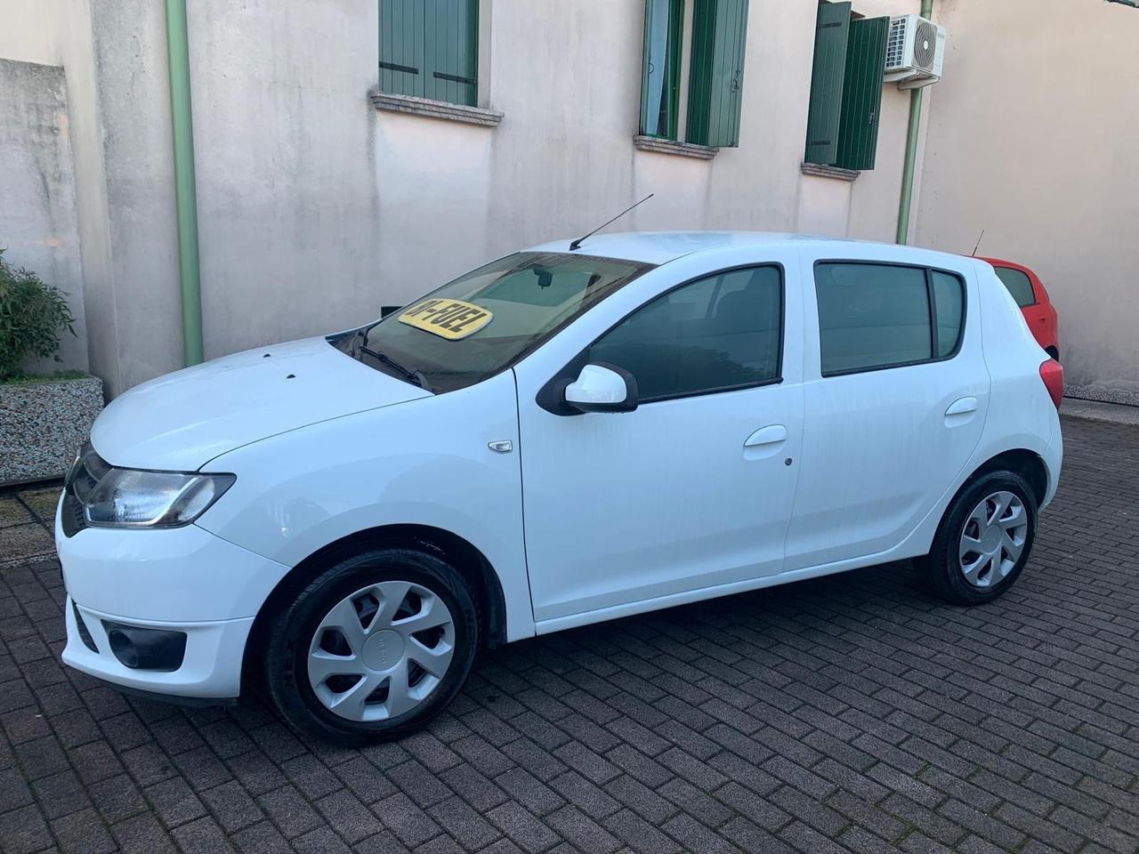 Dacia Sandero 1.2 GPL 75CV Lauréate benz gpl