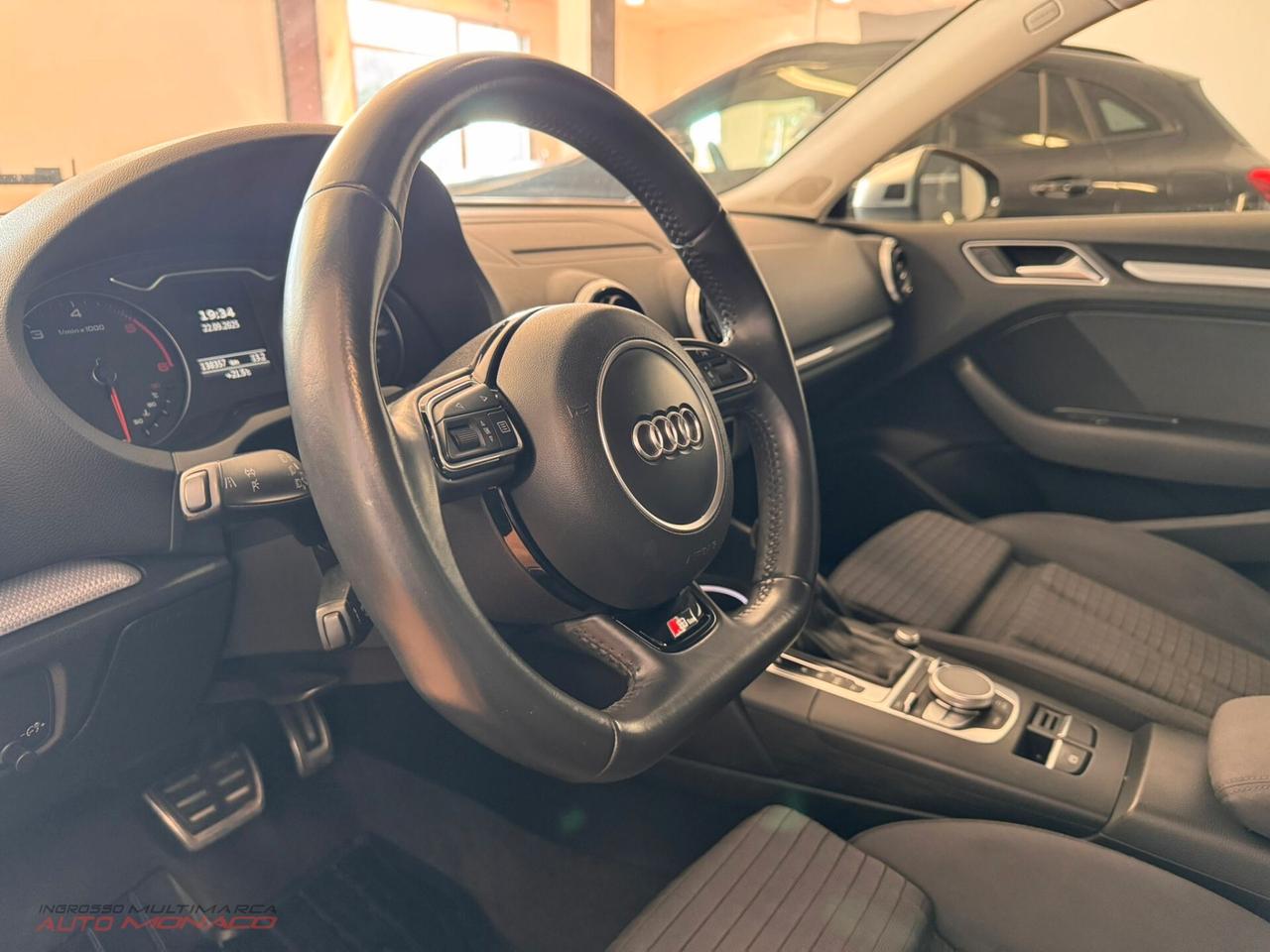 Audi A3 SPB 2.0 TDI 150cv S line 2016 usata