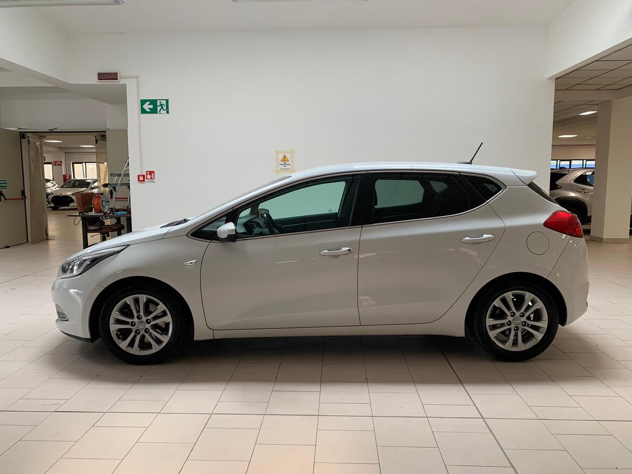 Kia Ceed 1.6 crdi High Tech stop&go 128cv