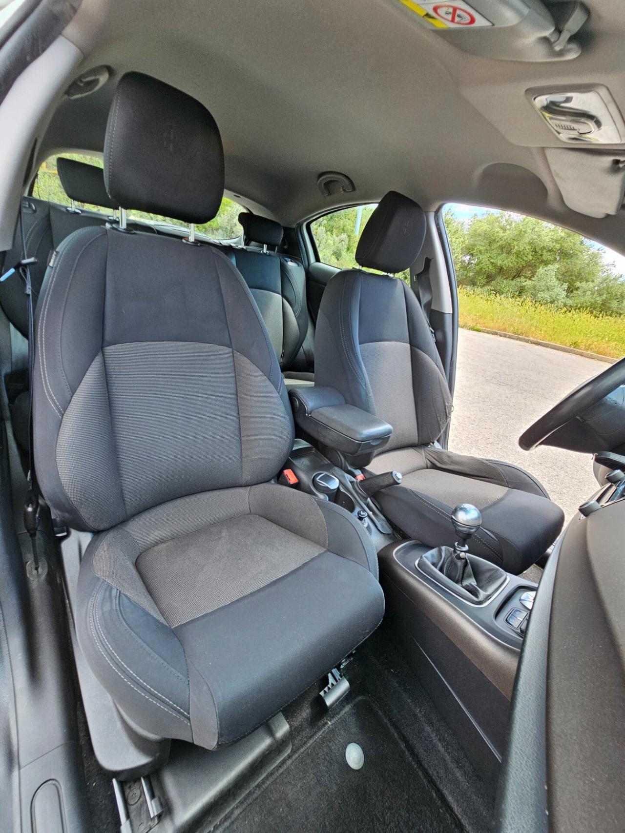 Alfa Romeo Giulietta 1.6 JTDm-2 120 CV Exclusive