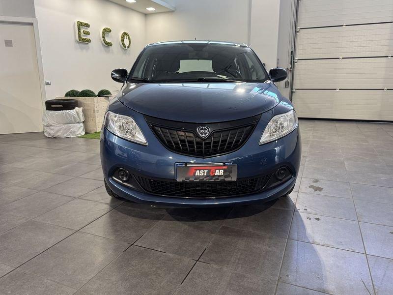 Lancia Ypsilon Ypsilon 1.0 FireFly 5 porte S&S Hybrid Silver