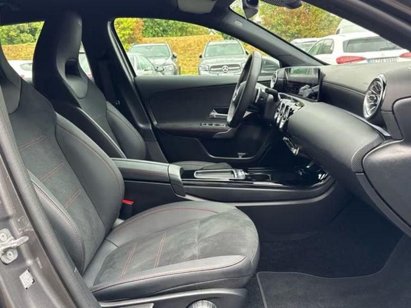 Mercedes-Benz Classe A A 200 Premium AMG LED NAVI