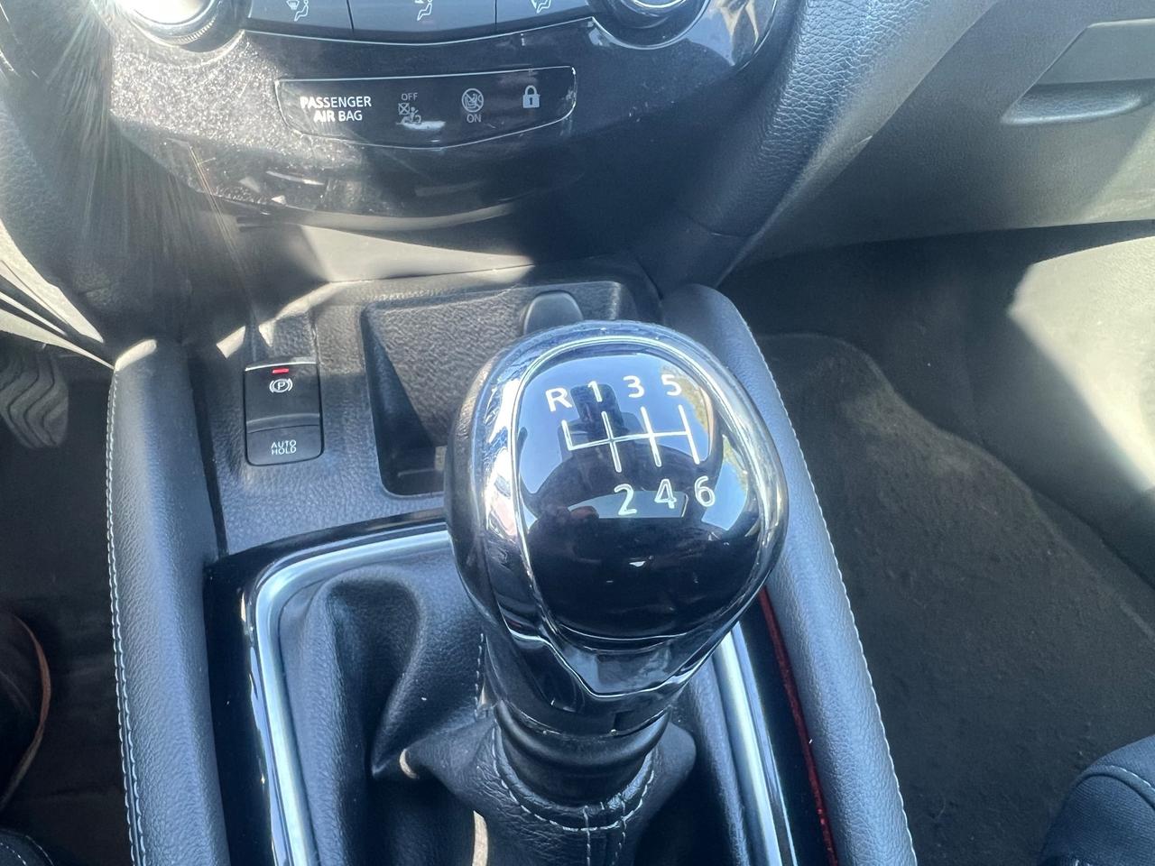 Nissan Qashqai 1.3 DIG-T 140 CV Tekna+