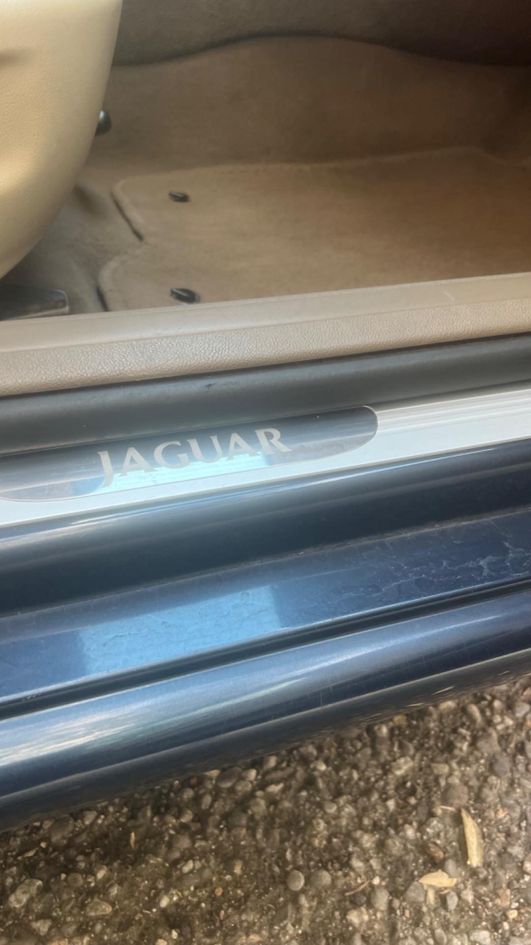 Jaguar X-Type 2.2D cat Executive